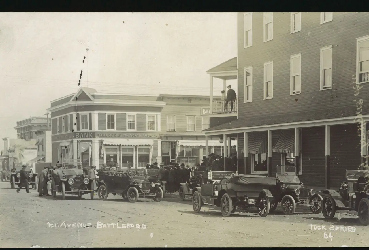 1st Avenue with the Bank of British North America, about 1912